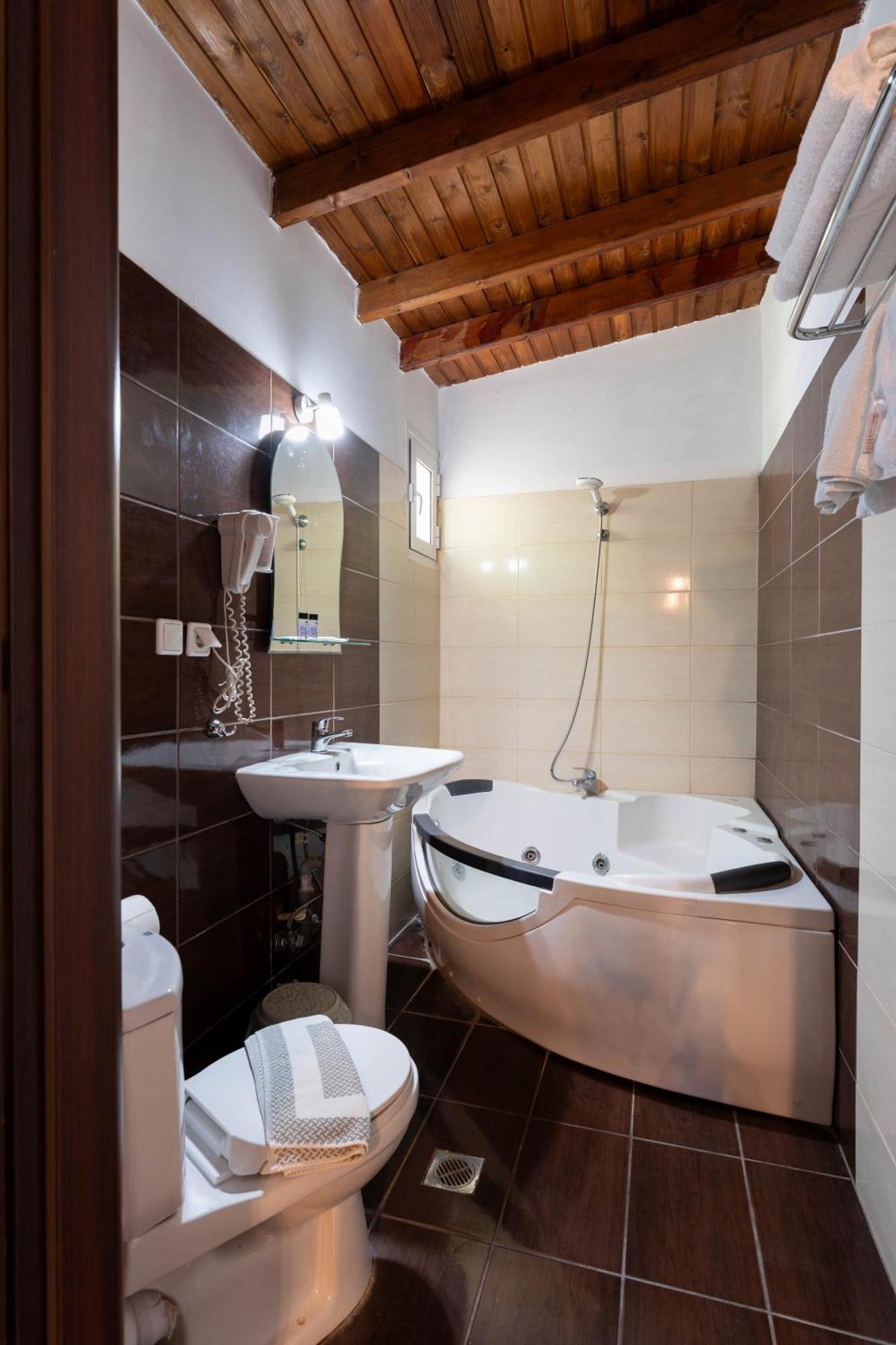 Kipos Resort Néa Péramos Kültér fotó