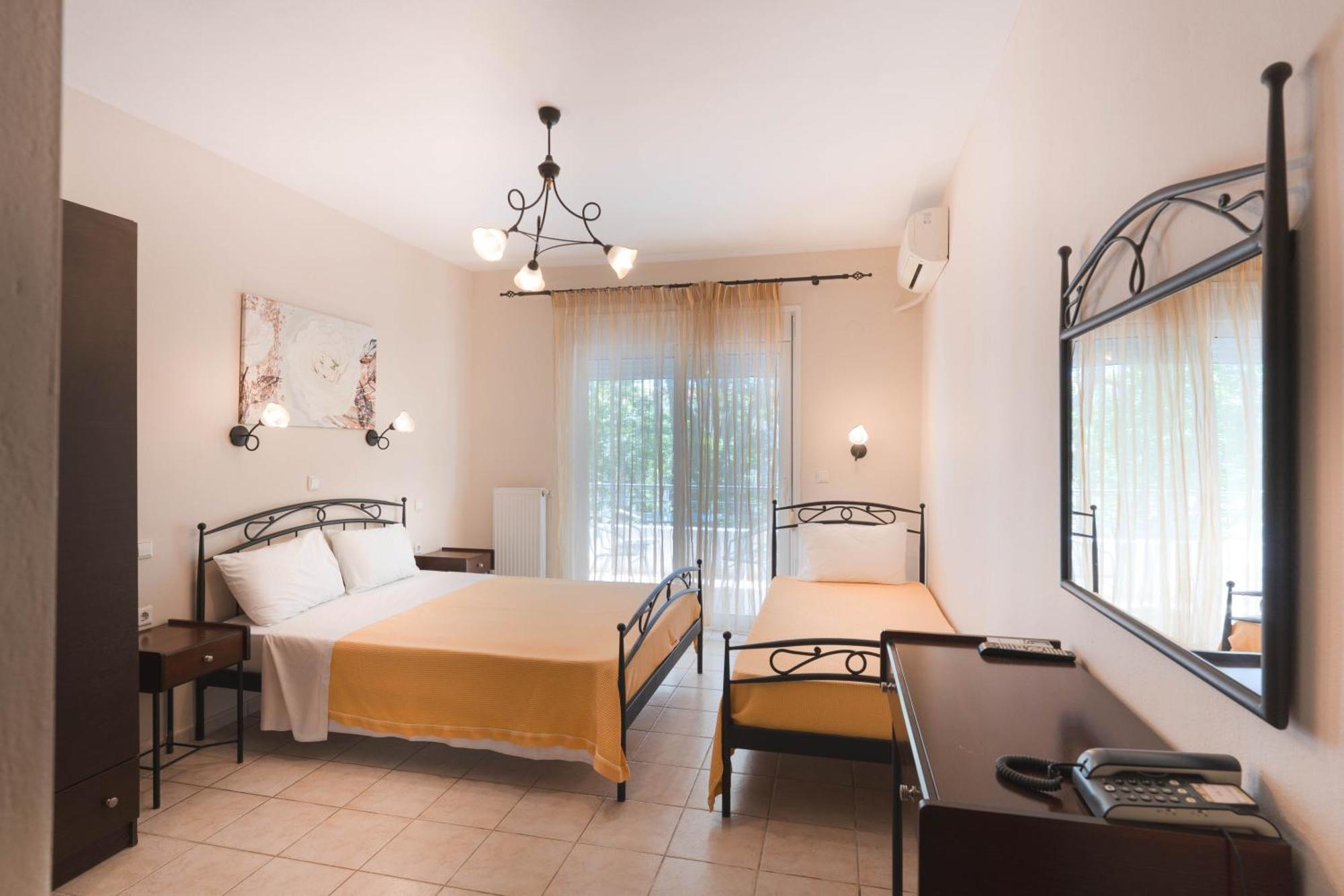 Kipos Resort Néa Péramos Kültér fotó